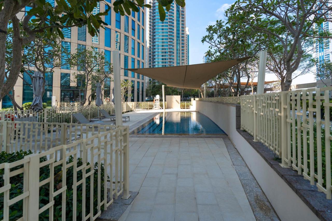 Prestige Living 1Br With Full Burj Khalifa View By Auberge Dubái Exterior foto
